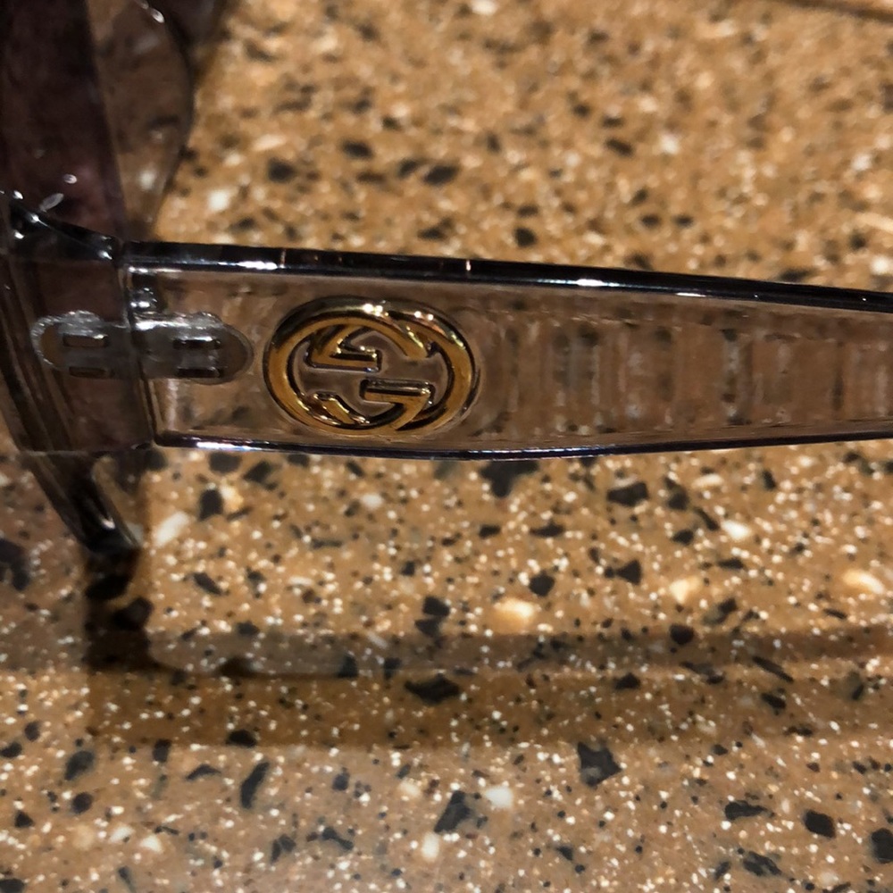 Gucci Sunglasses - Picture 2 of 6